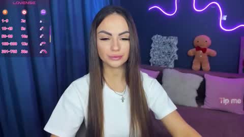 Karolina online show from March 15, 2026, 7:47 am