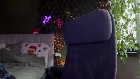 Snapshot of karoline121 chatting on January 7, 2026, 9:45 am karoline121 online show from January 7, 2026, 9:45 am