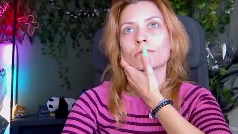 Snapshot of karoline121 chatting on January 17, 2026, 9:18 pm karoline121 online show from January 17, 2026, 9:18 pm