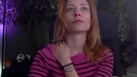 Snapshot of karoline121 chatting on January 18, 2026, 9:24 am karoline121 online show from January 18, 2026, 9:24 am