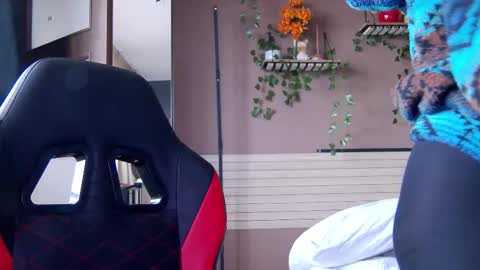 Snapshot of karoline121 chatting on February 5, 2026, 9:47 am karoline121 online show from February 5, 2026, 9:47 am