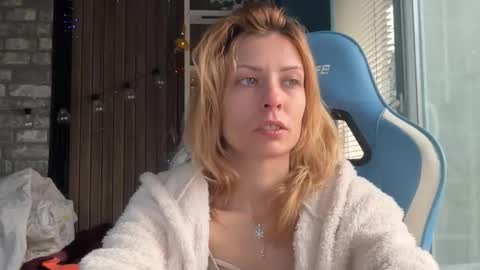 Snapshot of karoline121 chatting on February 15, 2026, 7:51 am karoline121 online show from February 15, 2026, 7:51 am