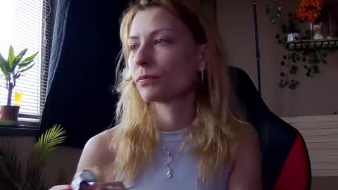 Snapshot of karoline121 chatting on February 16, 2026, 8:32 am karoline121 online show from February 16, 2026, 8:32 am