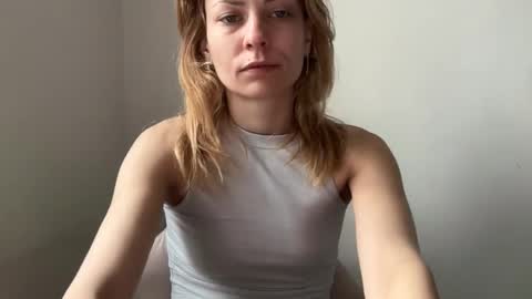 Snapshot of karoline121 chatting on February 17, 2026, 9:17 am karoline121 online show from February 17, 2026, 9:17 am