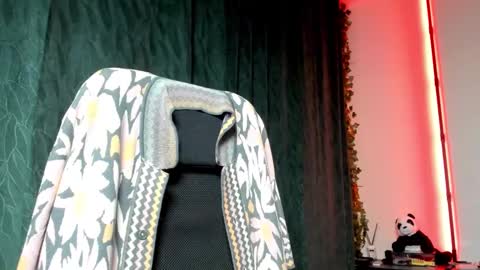 Snapshot of karoline121 chatting on February 24, 2026, 9:13 pm karoline121 online show from February 24, 2026, 9:13 pm