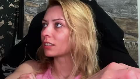 Snapshot of karoline121 chatting on March 16, 2026, 9:08 pm karoline121 online show from March 16, 2026, 9:08 pm