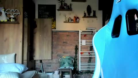 Snapshot of karoline121 chatting on April 13, 2026, 4:51 am karoline121 online show from April 13, 2026, 4:51 am