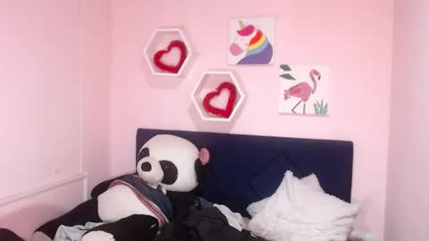 Isa online show from February 27, 2025, 8:31 pm