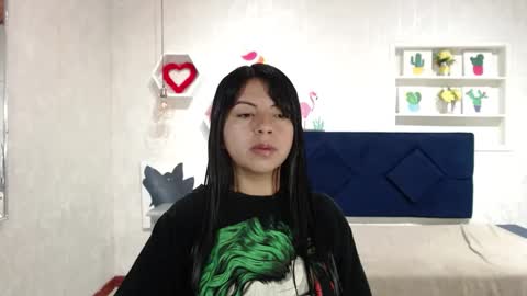 Isa online show from October 8, 2025, 8:28 pm