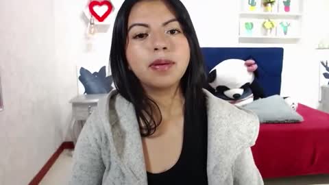 Isa online show from November 21, 2025, 4:55 am