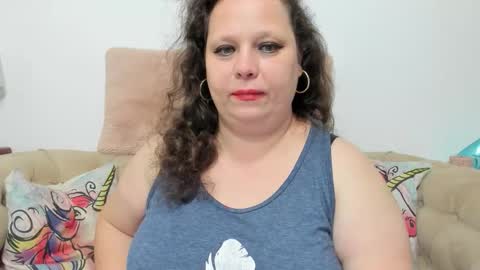 Snapshot of karolinejoyy chatting on November 21, 2025, 11:58 pm KarolineJoyy online show from November 21, 2025, 11:58 pm