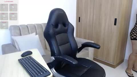 Snapshot of karoll_marquez chatting on July 31, 2026, 5:56 pm karol online show from July 31, 2026, 5:56 pm