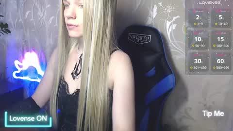 Caroline Fox online show from May 16, 2026, 8:11 am