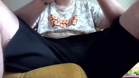 Snapshot of karry300 chatting on April 16, 2026, 10:49 am Karry300 online show from April 16, 2026, 10:49 am