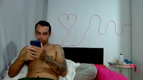 Snapshot of kasaltaradinho chatting on May 5, 2026, 7:11 pm Tamires e Maicon online show from May 5, 2026, 7:11 pm