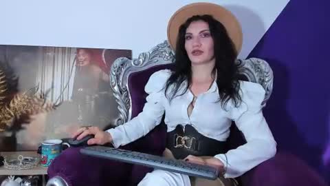 Snapshot of kasandrahayes chatting on June 13, 2026, 4:21 am Miss K. online show from June 13, 2026, 4:21 am