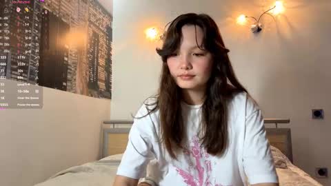 Kira online show from September 9, 2025, 9:31 am