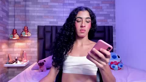 Snapshot of kassandraweked chatting on December 20, 2024, 8:01 pm Kassandra Weked online show from December 20, 2024, 8:01 pm