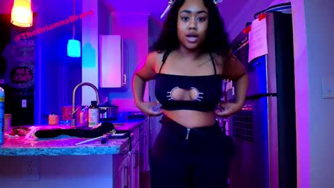 Snapshot of kat2025 chatting on October 17, 2025, 1:20 am BriannaBrave online show from October 17, 2025, 1:20 am