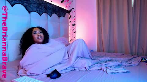 Snapshot of kat2025 chatting on October 19, 2025, 2:50 pm BriannaBrave online show from October 19, 2025, 2:50 pm