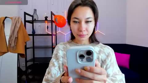 kat__cat online show from October 1, 2025, 2:39 am