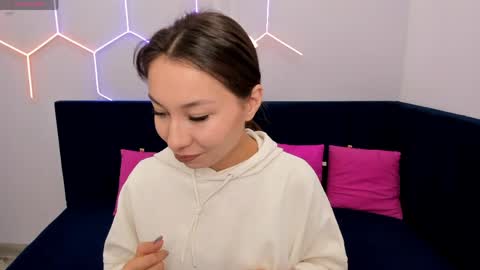 kat__cat online show from April 9, 2026, 12:43 am