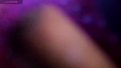 Snapshot of kat_apple chatting on February 3, 2025, 10:32 pm Alicia online show from February 3, 2025, 10:32 pm