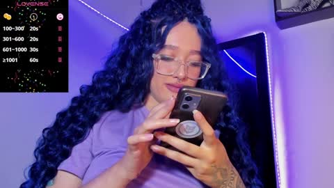 Snapshot of kat_apple chatting on February 4, 2025, 1:34 am Alicia online show from February 4, 2025, 1:34 am