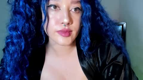 Snapshot of kat_apple chatting on February 19, 2025, 2:33 am Alicia online show from February 19, 2025, 2:33 am