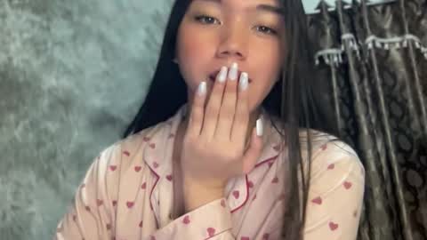 Snapshot of kat_hollandx chatting on January 21, 2025, 3:43 pm Majesty online show from January 21, 2025, 3:43 pm