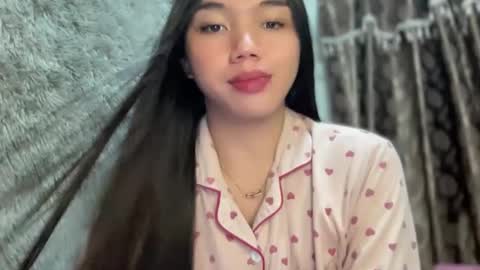 Snapshot of kat_hollandx chatting on January 23, 2025, 10:01 am Majesty online show from January 23, 2025, 10:01 am