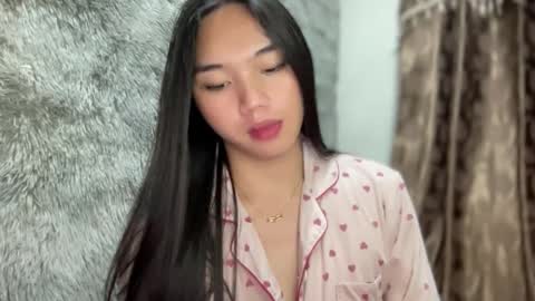 Snapshot of kat_hollandx chatting on January 24, 2025, 11:48 am Majesty online show from January 24, 2025, 11:48 am