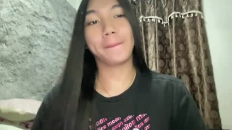 Snapshot of kat_hollandx chatting on February 15, 2025, 3:39 pm Majesty online show from February 15, 2025, 3:39 pm