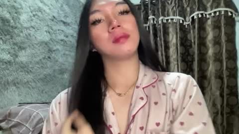 Snapshot of kat_hollandx chatting on February 20, 2025, 2:24 pm Majesty online show from February 20, 2025, 2:24 pm