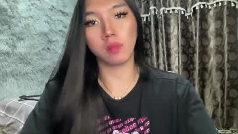 Snapshot of kat_hollandx chatting on February 20, 2025, 6:57 pm Majesty online show from February 20, 2025, 6:57 pm