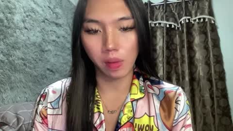 Snapshot of kat_hollandx chatting on February 27, 2025, 12:56 pm Majesty online show from February 27, 2025, 12:56 pm