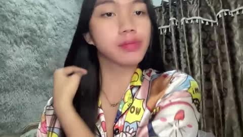 Snapshot of kat_hollandx chatting on February 28, 2025, 1:14 pm Majesty online show from February 28, 2025, 1:14 pm