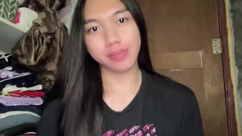 Snapshot of kat_hollandx chatting on March 6, 2025, 8:27 pm Majesty online show from March 6, 2025, 8:27 pm