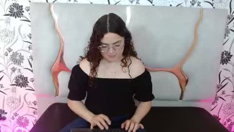 katalella_tay1 online show from July 24, 2026, 7:12 pm