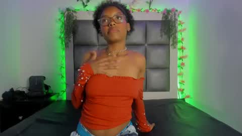 kataleya_js_ online show from May 28, 2026, 8:28 pm
