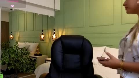 Snapshot of kataliina_18 chatting on February 18, 2026, 11:50 am Kat online show from February 18, 2026, 11:50 am