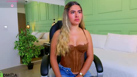 Snapshot of kataliina_18 chatting on April 13, 2026, 11:59 am Kat online show from April 13, 2026, 11:59 am