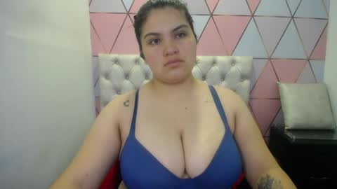 katalina santana25 online show from June 9, 2026, 7:03 pm