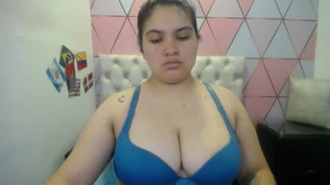 katalina santana25 online show from July 10, 2026, 7:16 pm