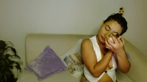 Katalina online show from May 27, 2026, 2:52 am
