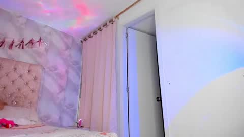 Kata Millants online show from January 6, 2025, 2:26 am