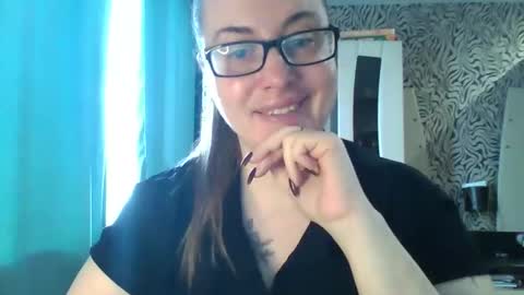 katarios online show from November 15, 2025, 9:28 am