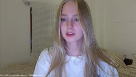 Snapshot of katcontrol chatting on November 6, 2025, 5:36 pm katcontrol online show from November 6, 2025, 5:36 pm