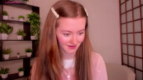 Kate online show from November 19, 2025, 2:22 am