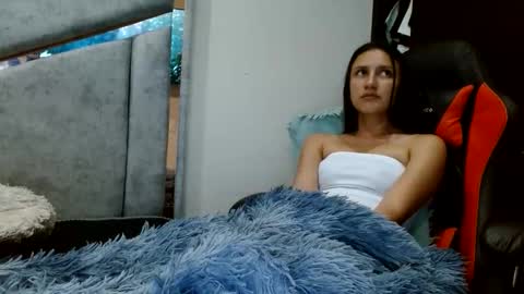 Snapshot of kate_davies chatting on June 4, 2026, 10:05 pm kate online show from June 4, 2026, 10:05 pm